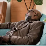 Why Do I Keep Falling Asleep When I Sit Down? Why Do I Keep Falling Asleep When I Sit Down?